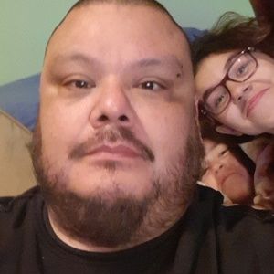 Meet your Posher, Alejandrino